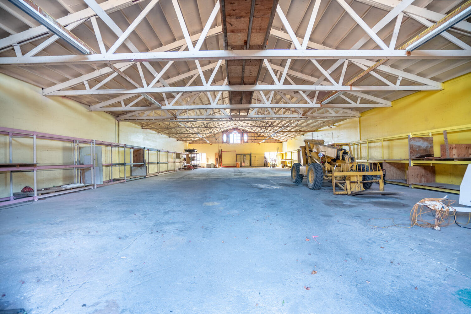 Clear-span interior of the riding arena